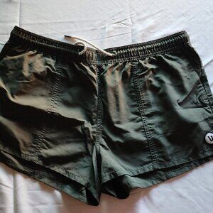 Vuori Sunwashed Shorts, Women's XL